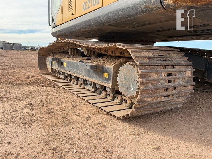 2022-xcmg-xe210u-image-15