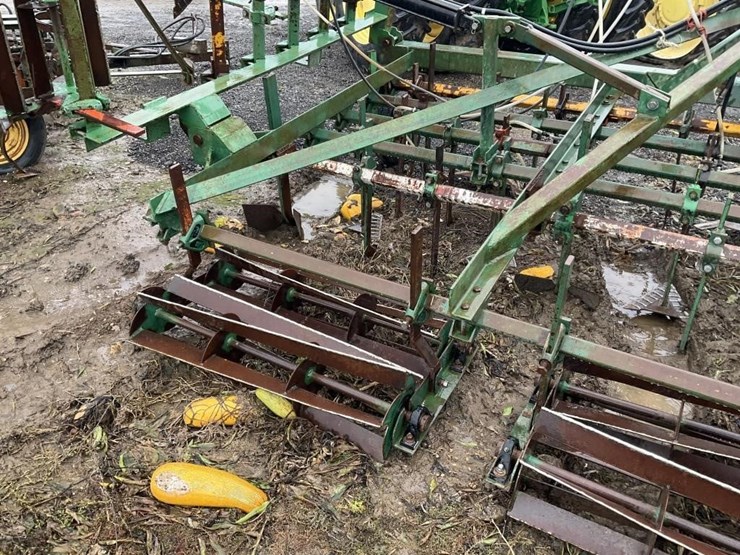 custom-3-pt-5-row-60"-fold-up-cultivator-image-11