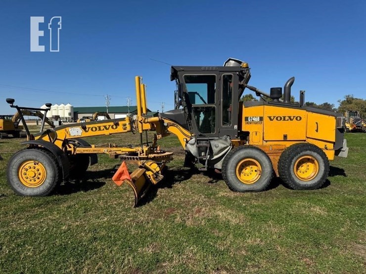 2003-volvo-g746b-image-1