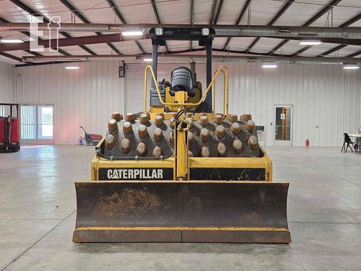 2005-caterpillar-cp-563e-image-7