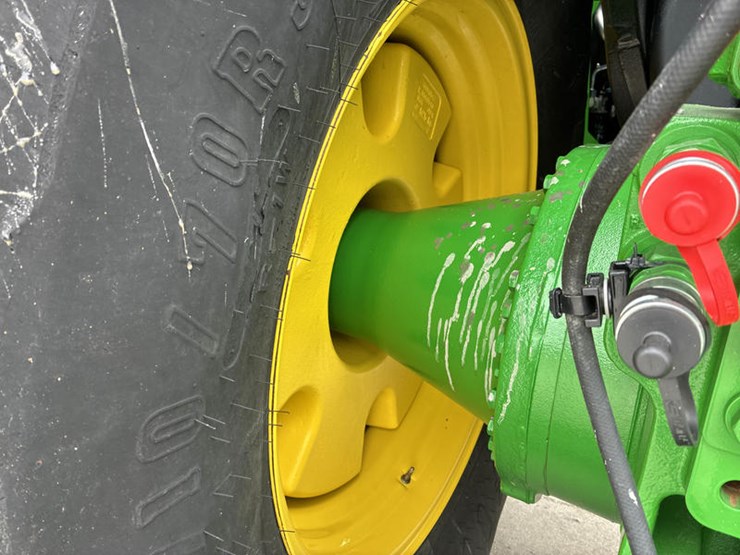 2024-john-deere-9r-590-image-55