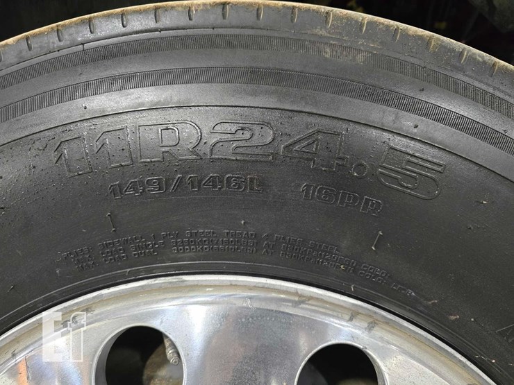 2004-international-paystar-5900-image-11