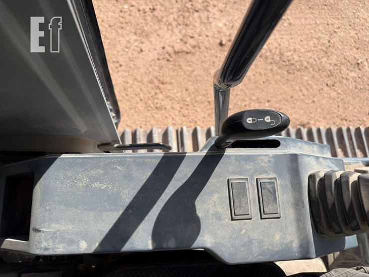 2022-xcmg-xe300u-image-26