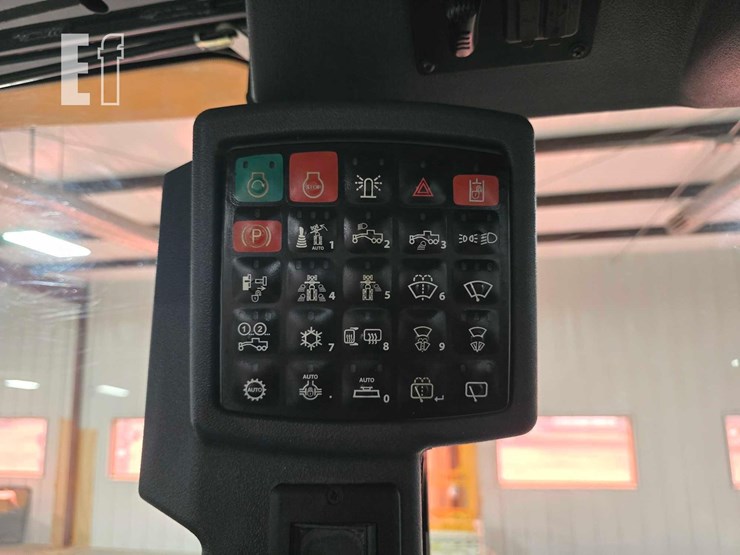 2020-deere-670gp-image-22