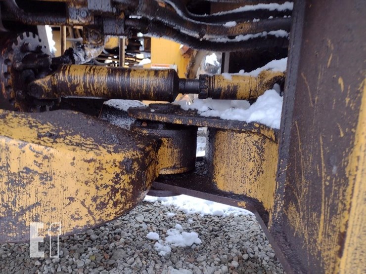 caterpillar-it28-image-26