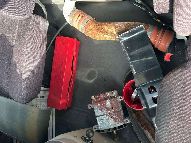 2016-freightliner-cascadia-125-image-11