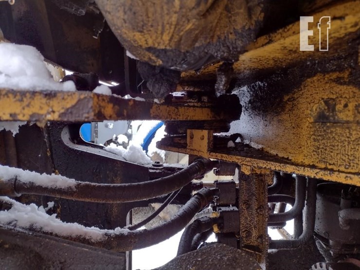 caterpillar-it28-image-22