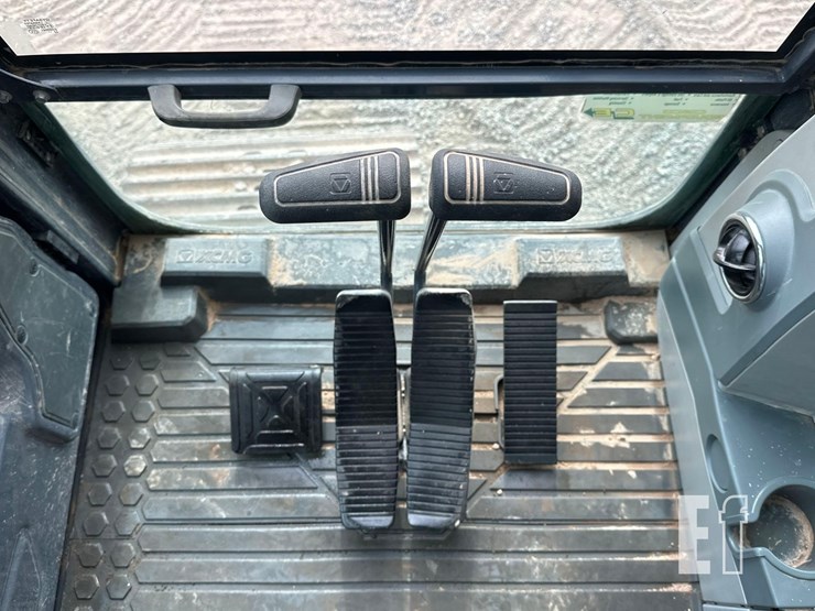 2022-xcmg-xe210u-image-18