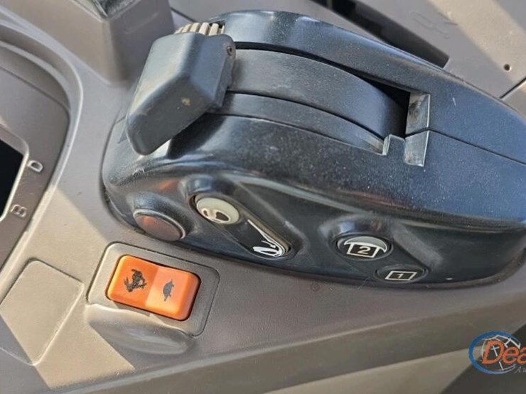 2007-john-deere-7330-image-18