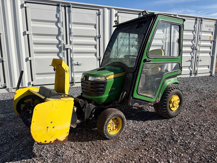 john-deere-x739-image-1