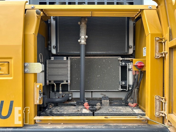 2022-xcmg-xe210u-image-24