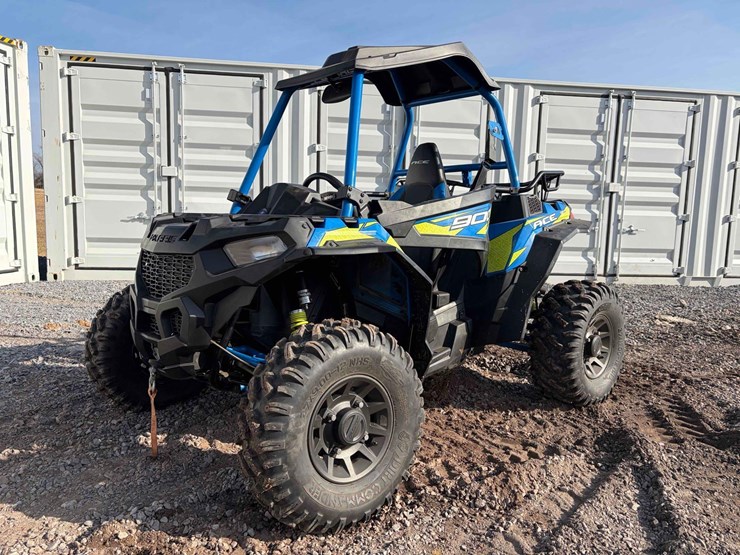 2018-polaris-900xc-image-1