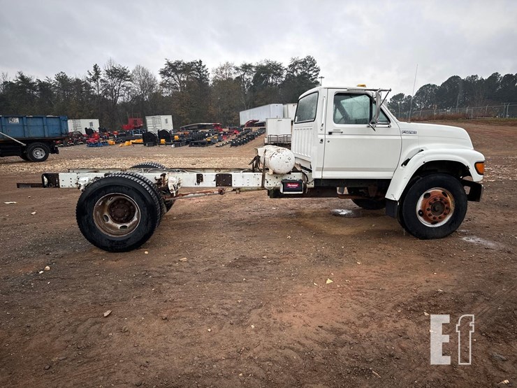 1998-ford-f700-image-6