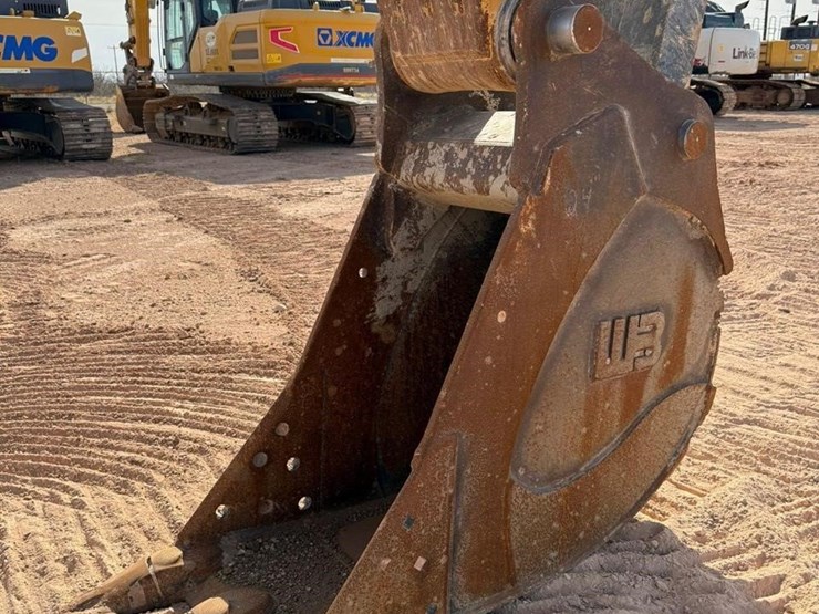 2023-xcmg-xe300u-image-11