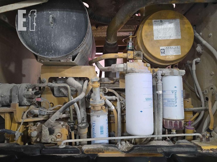 2006-caterpillar-140h-image-31