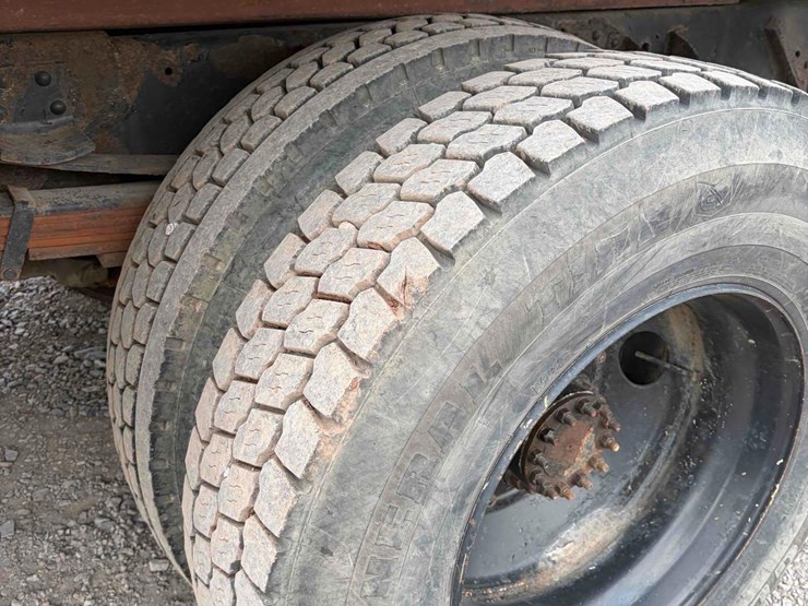 2001-caterpillar-3126-image-8