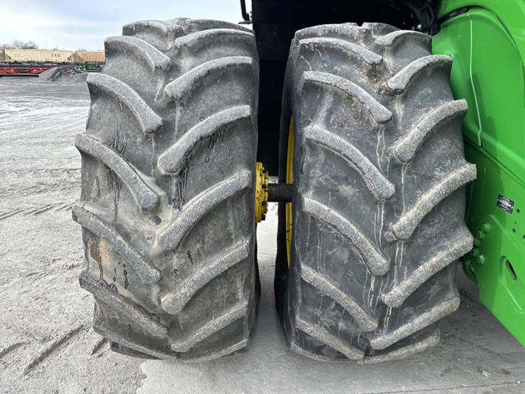 2024-john-deere-9r-590-image-47