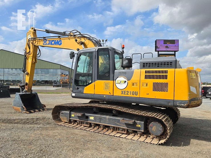 2022-xcmg-xe210u-image-4