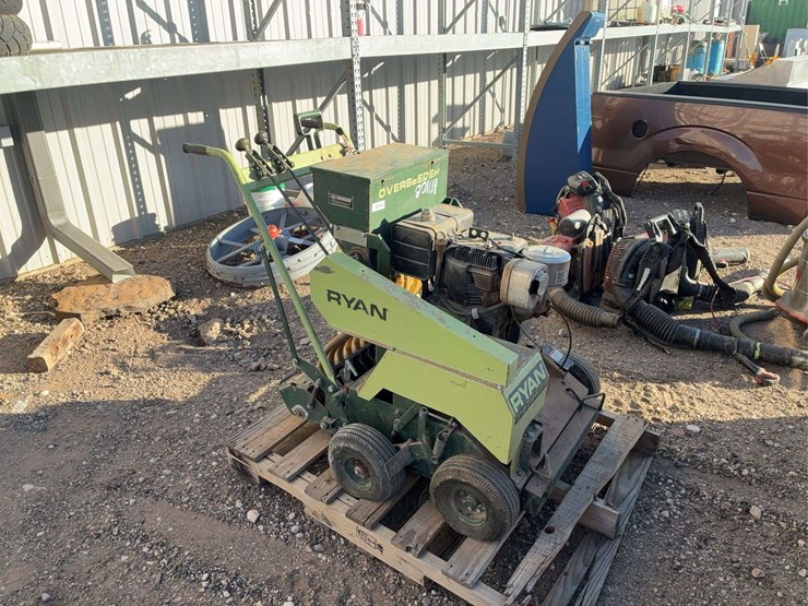 ryan-over-seeder-image-4