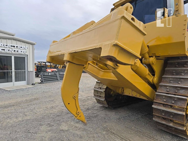 2006-caterpillar-d8t-image-11