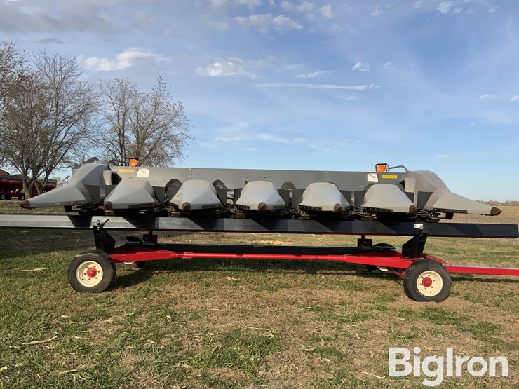 2010-gleaner-3000-image-2