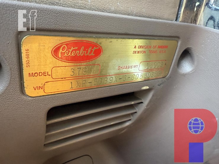 2006-peterbilt-379-image-11