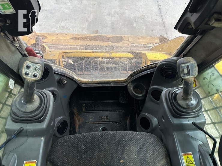 2018-caterpillar-259d-image-15