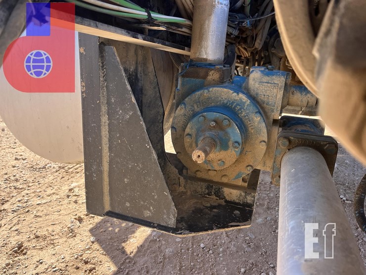 2021-freightliner-coronado-122-sd-image-5