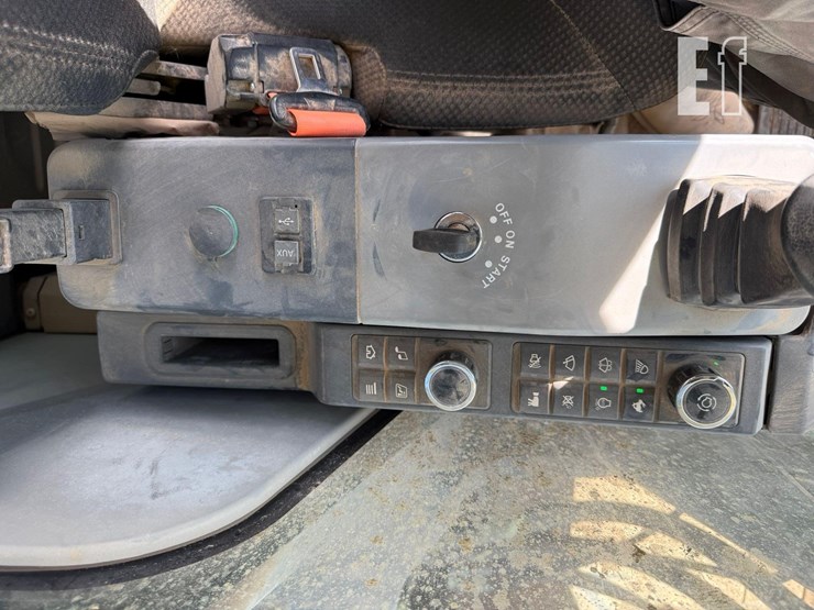 2023-xcmg-xe360u-image-21