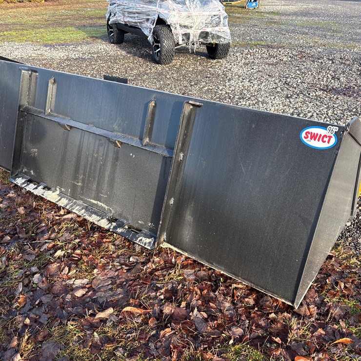 #2924 • new 96” large capacity snow/material bucket