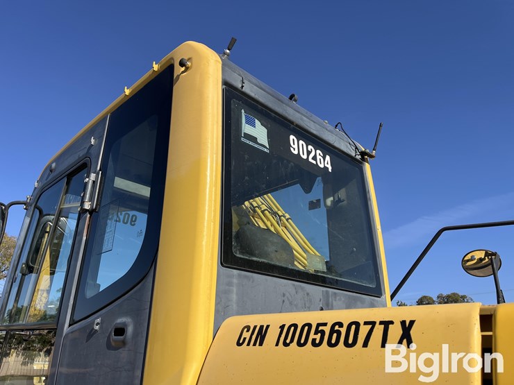 2012-komatsu-pc200-lc-8-image-10