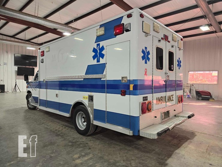 1996-ford-e350-image-4