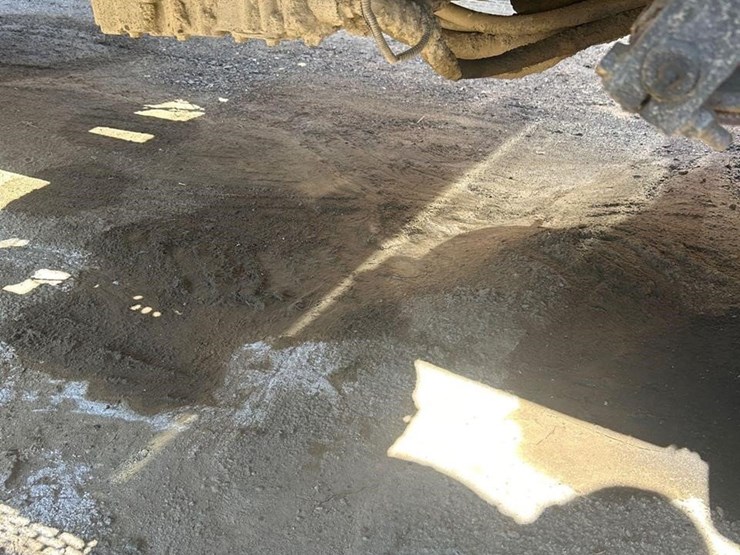 2008-sterling-l8500-image-33