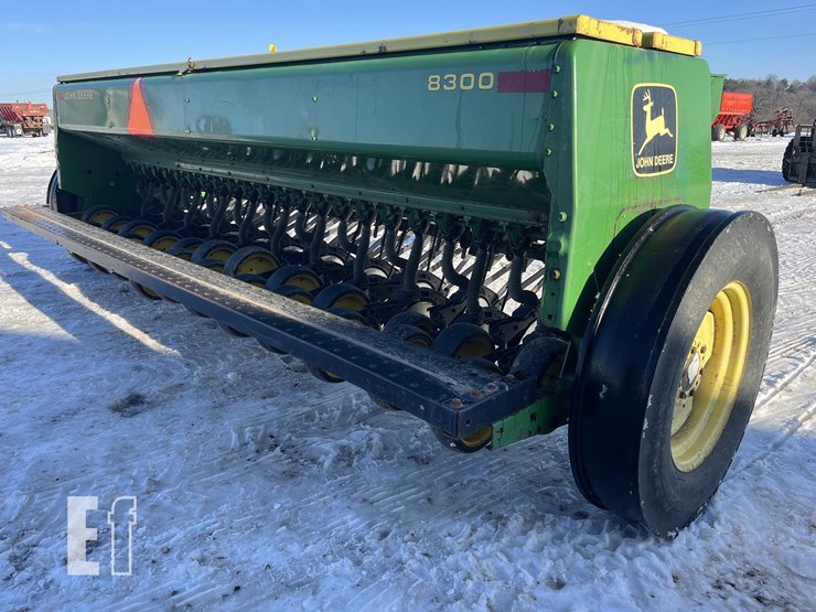 1989-john-deere-8300-image-5