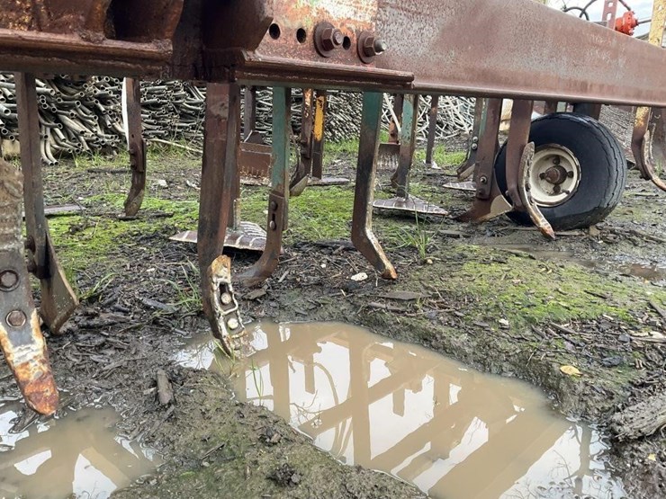 custom-3-pt-5-row-60"-cultivator-image-8