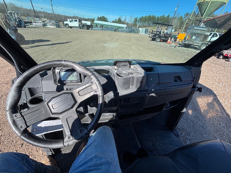 2022-polaris-ranger-1000-image-10