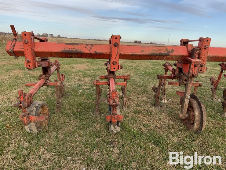 6r30"-cultivator-w/rolling-shields-image-10