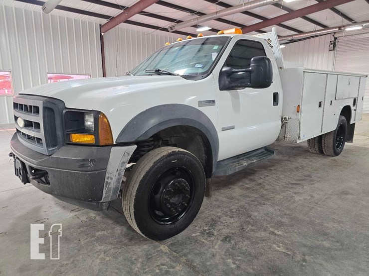 2007-ford-f550-sd-image-1