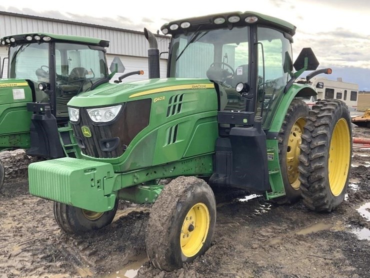 john-deere-6140r-image-1
