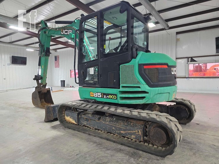 2018-jcb-85z-1-image-4