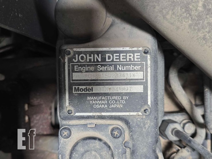 john-deere-3320-image-28