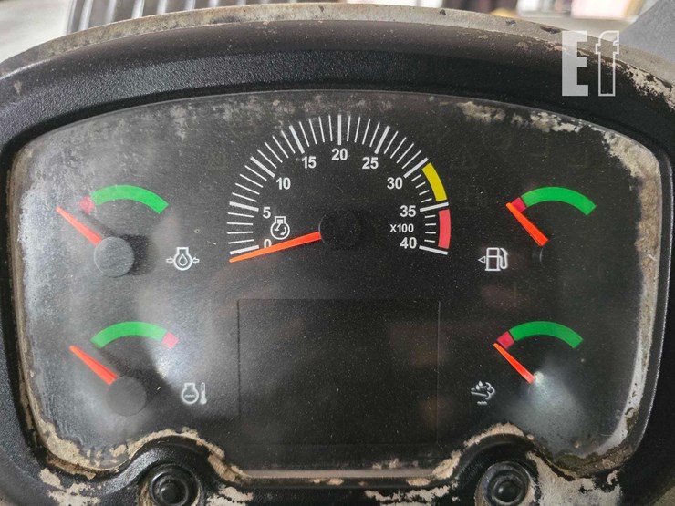 2019-caterpillar-tl1255d-image-17