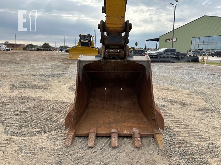 2022-xcmg-xe210u-image-10