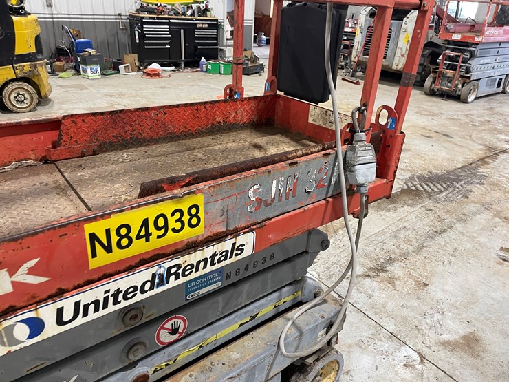 2014-skyjack-sjiii3219-image-18