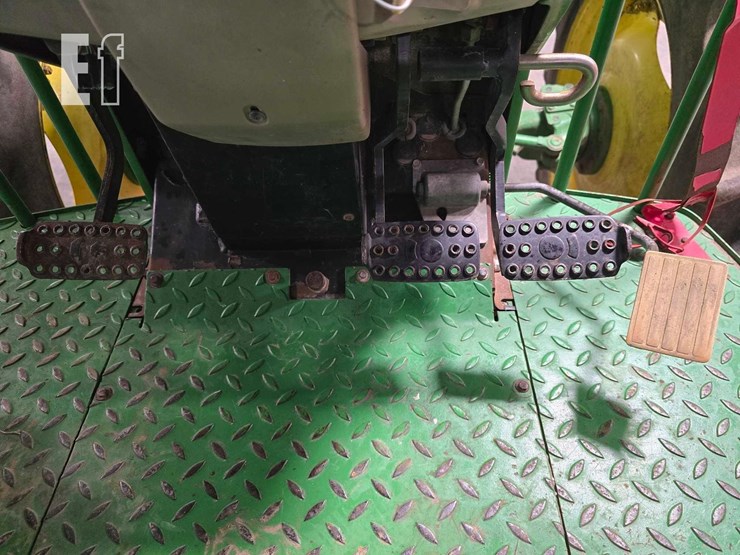 john-deere-6230-image-12