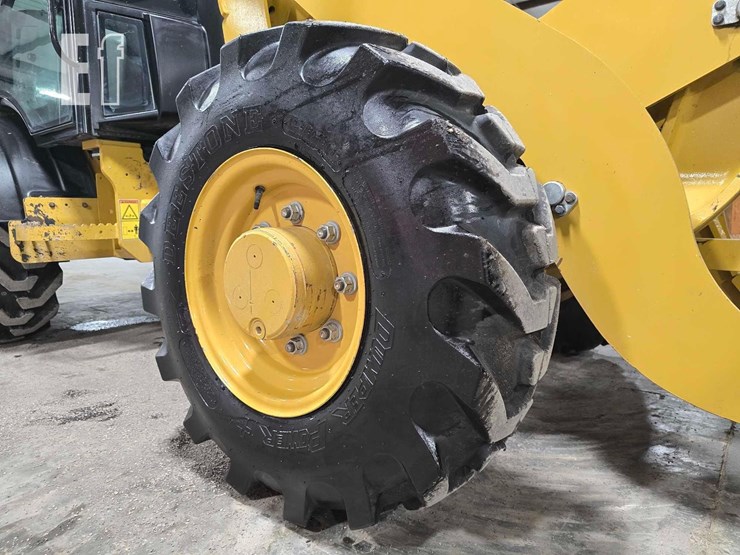 2018-caterpillar-906m-image-27