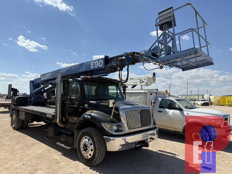 international-workstar-7400-image-1