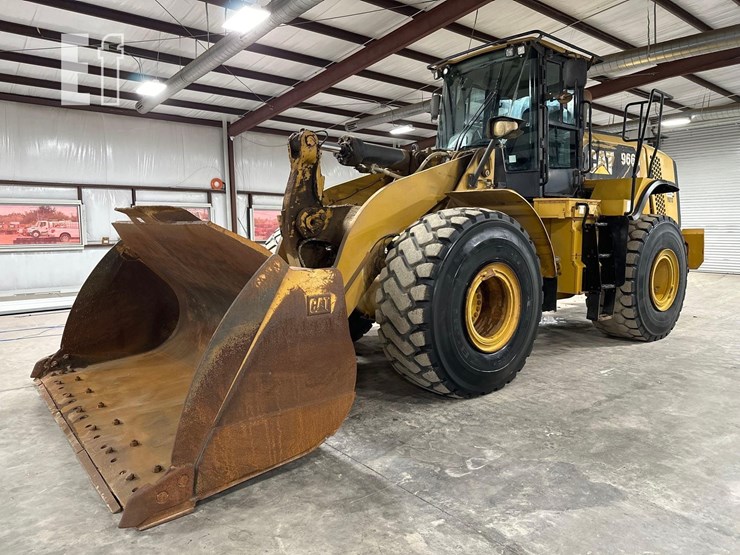 2013-caterpillar-966k-image-1