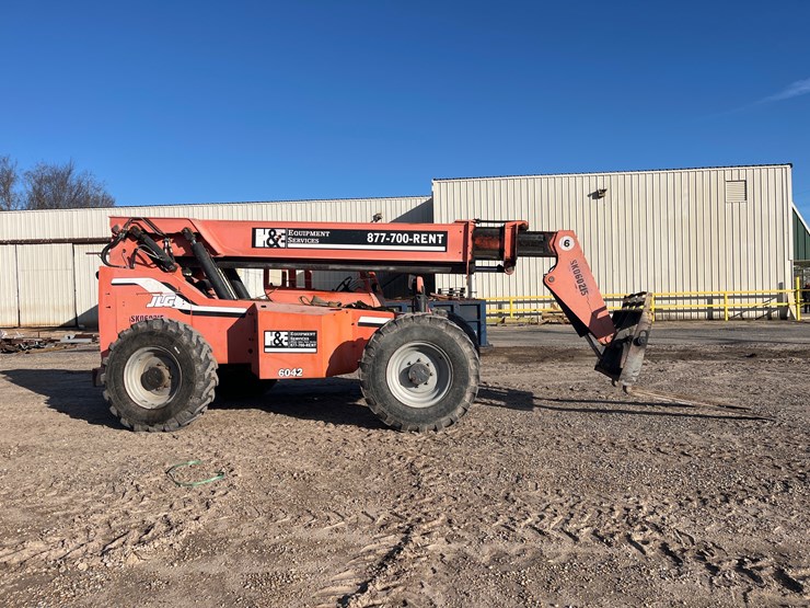 #7-•-2006-jlg-6042-forklift-image-7