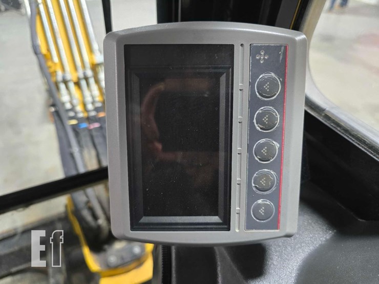 2021-caterpillar-303.5e2-cr-image-22